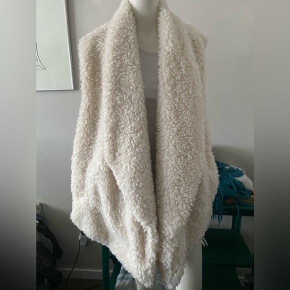 🆕 Sherpa Drape Vest 3x Never WormTorrid New! Cream - Picture 3 of 6